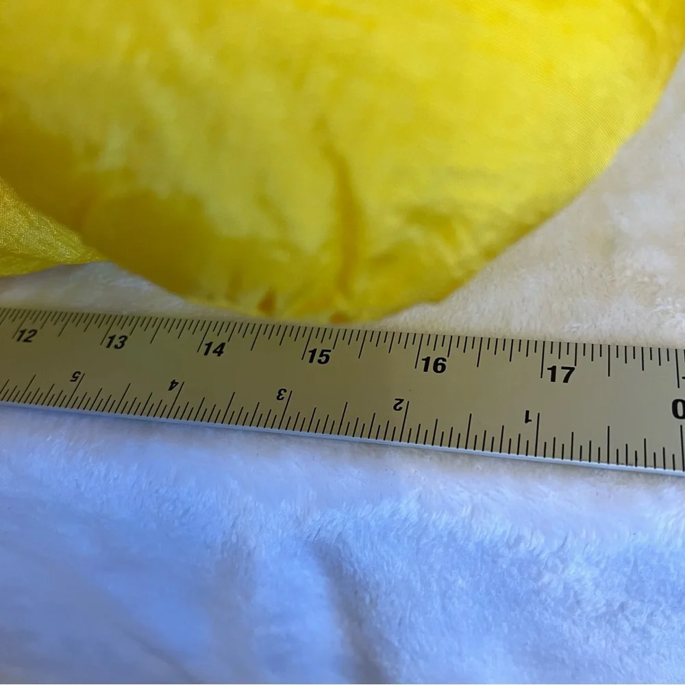 Looney Toons Tweety Bird Vintage Plush Pillow Stuffed Animal Toy 1994